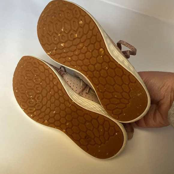 New Balance Fresh‎ Foam Dusty Pink Youth Size 1 - Picture 7 of 8